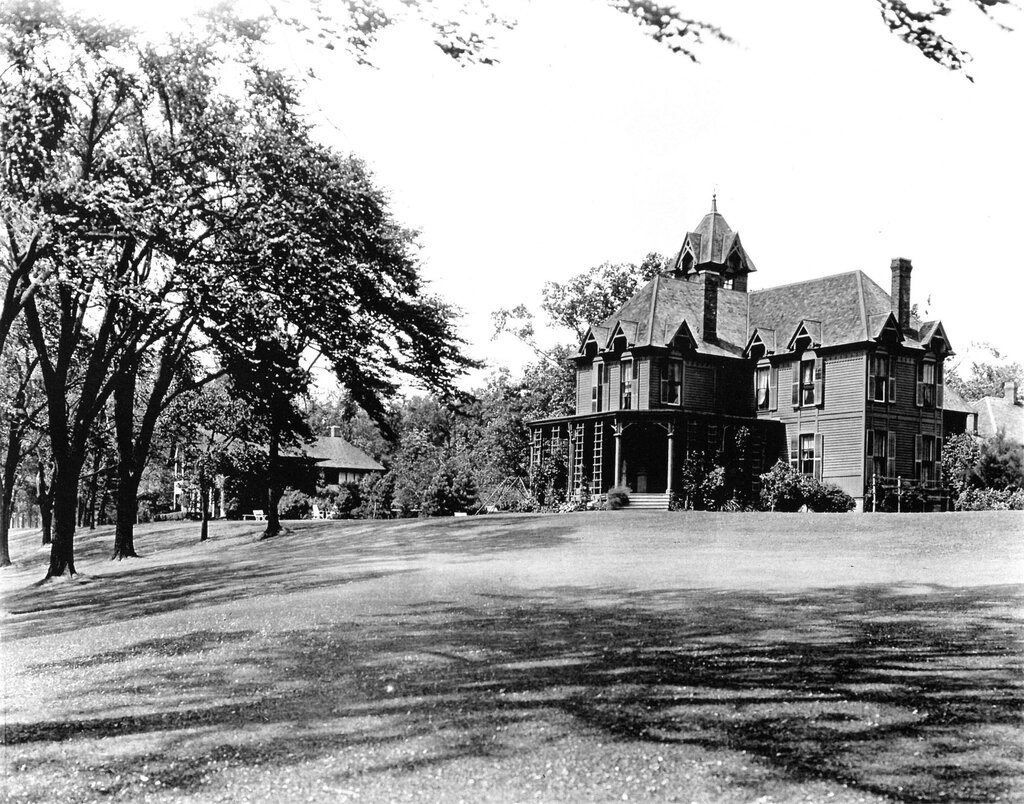 Old Photo Album Riverlawn The Spaulding & Sidway’s Grand Island